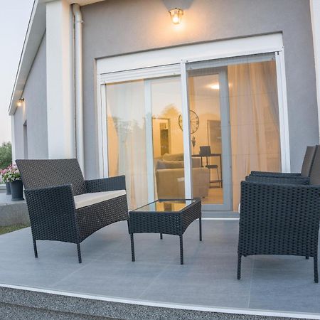 Apartmani Toni Drnis Ngoại thất bức ảnh
