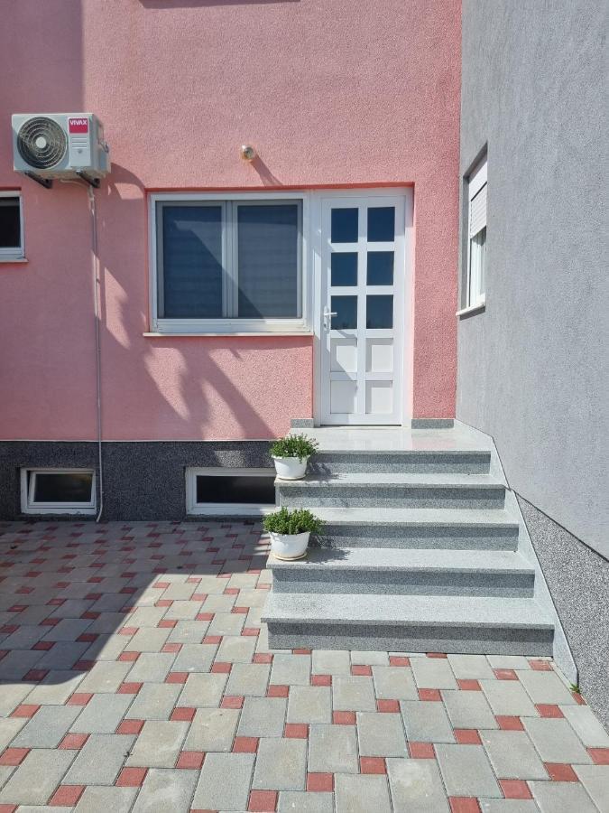 Apartmani Toni Drnis Ngoại thất bức ảnh