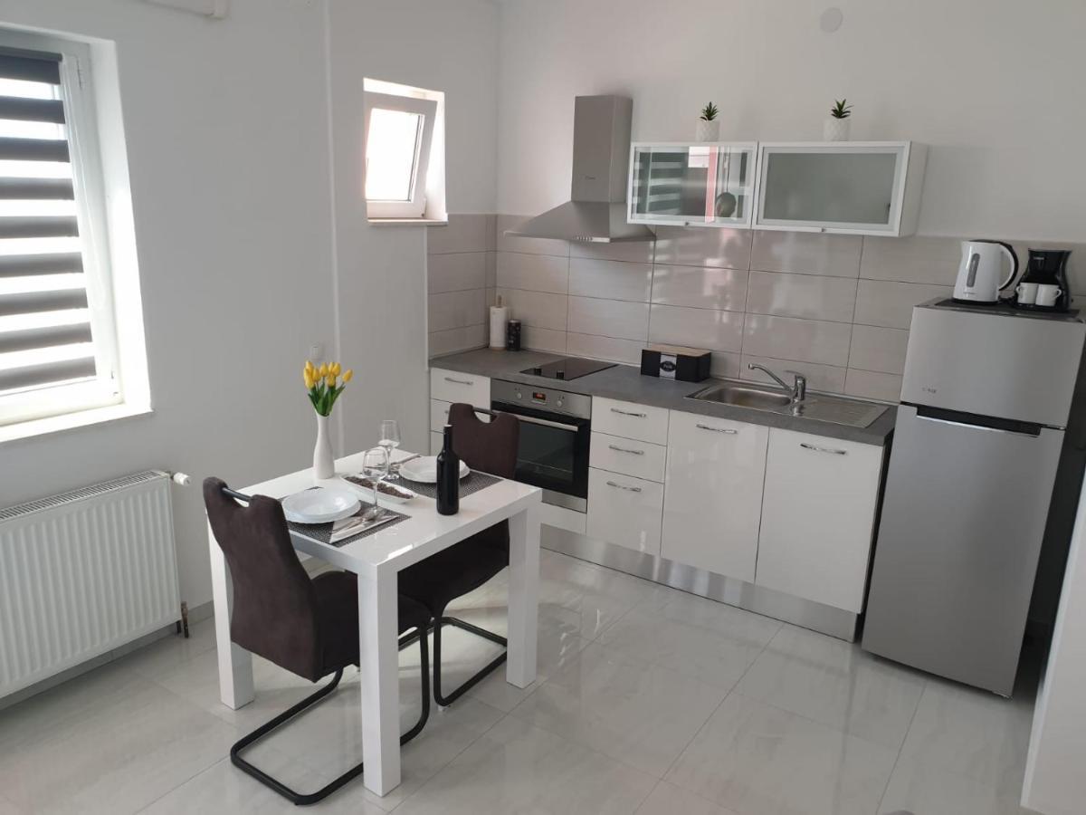 Apartmani Toni Drnis Ngoại thất bức ảnh